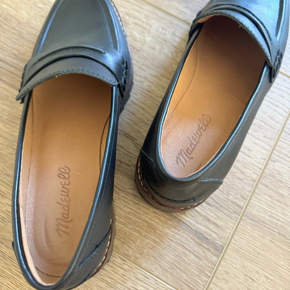 Madewell The Corinne Lugsole Loafers - Picture 4 of 16